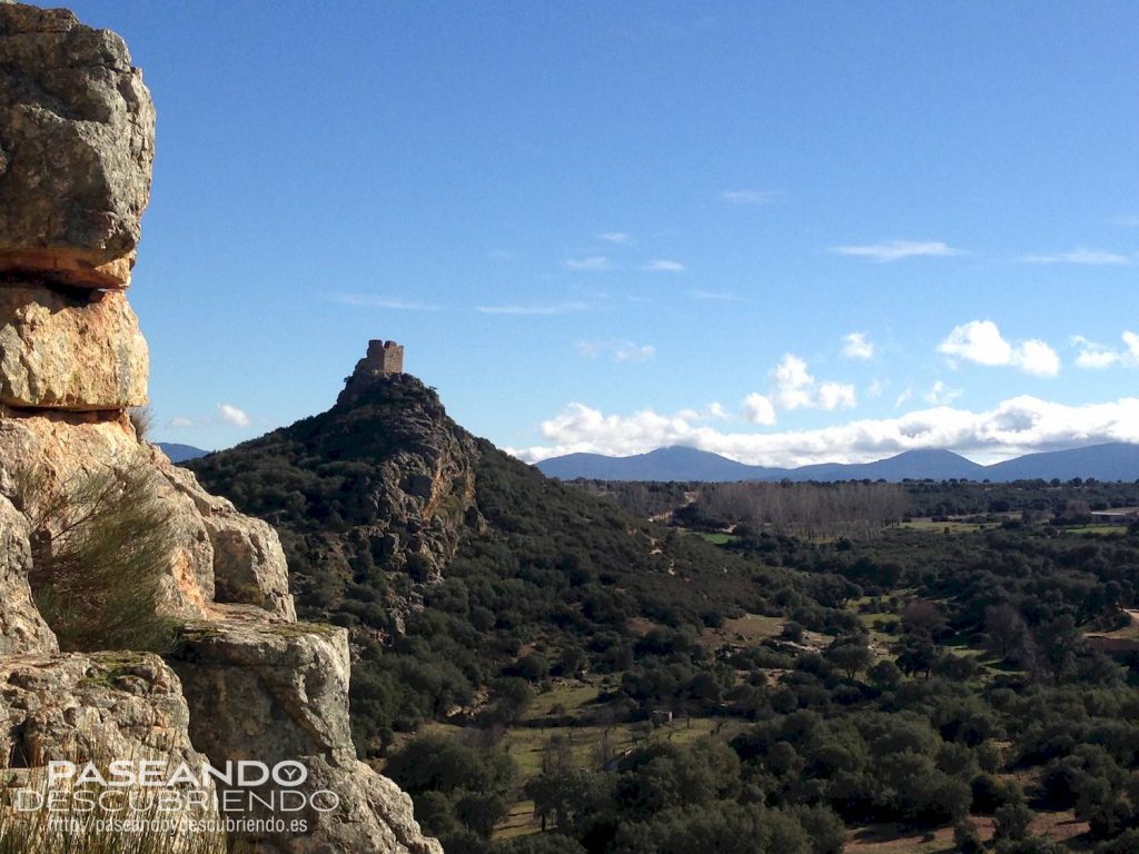 castillo1.dos .hermanas.jpg